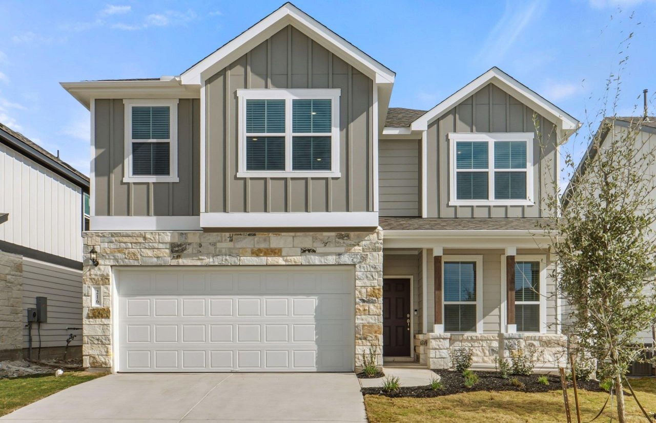 216 Daniels Dusty Trl, Georgetown, TX 78626 Main Photo
