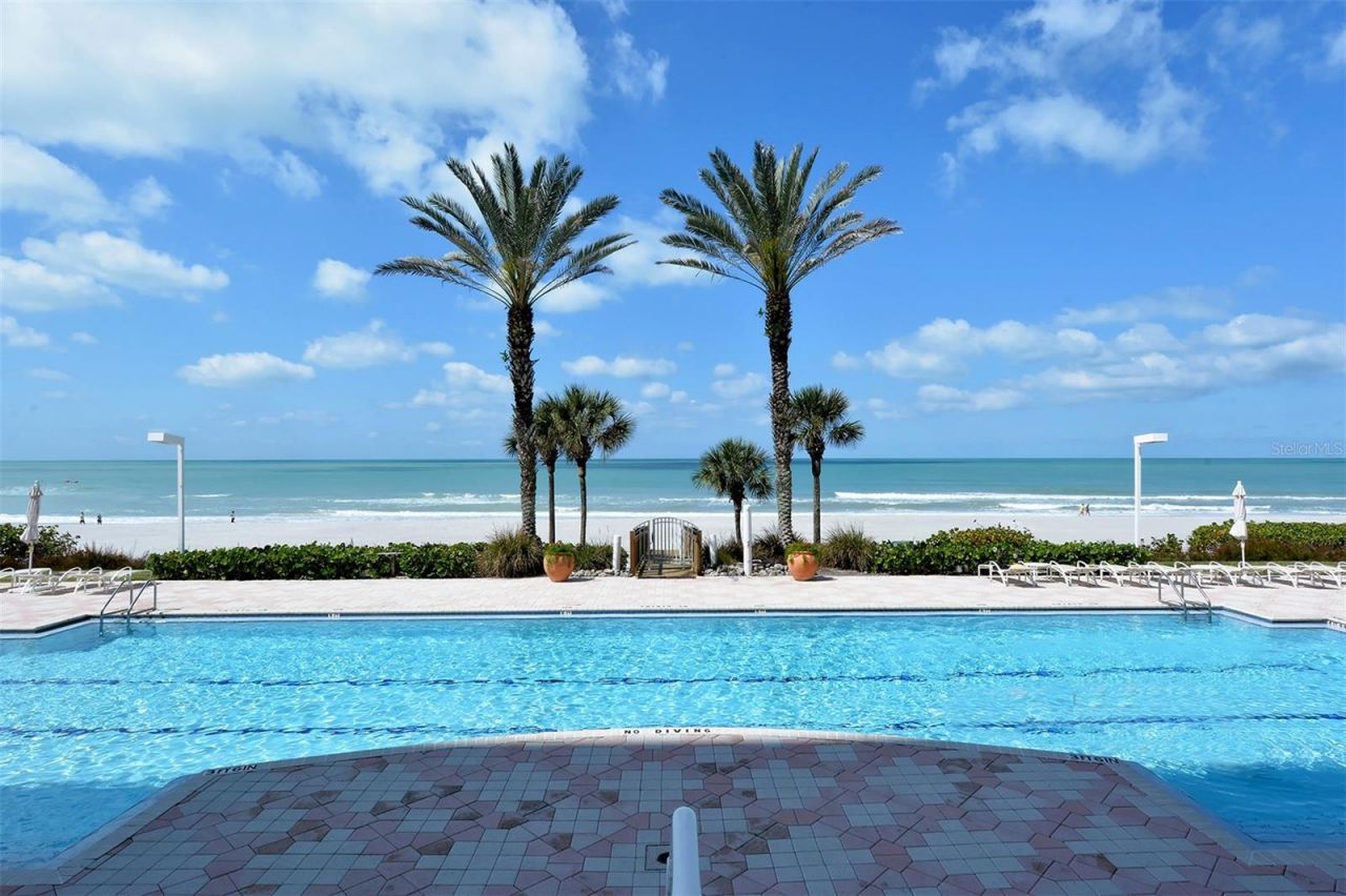 1800 Benjamin Franklin Drive, Unit B207, Sarasota, FL 34236 Photo