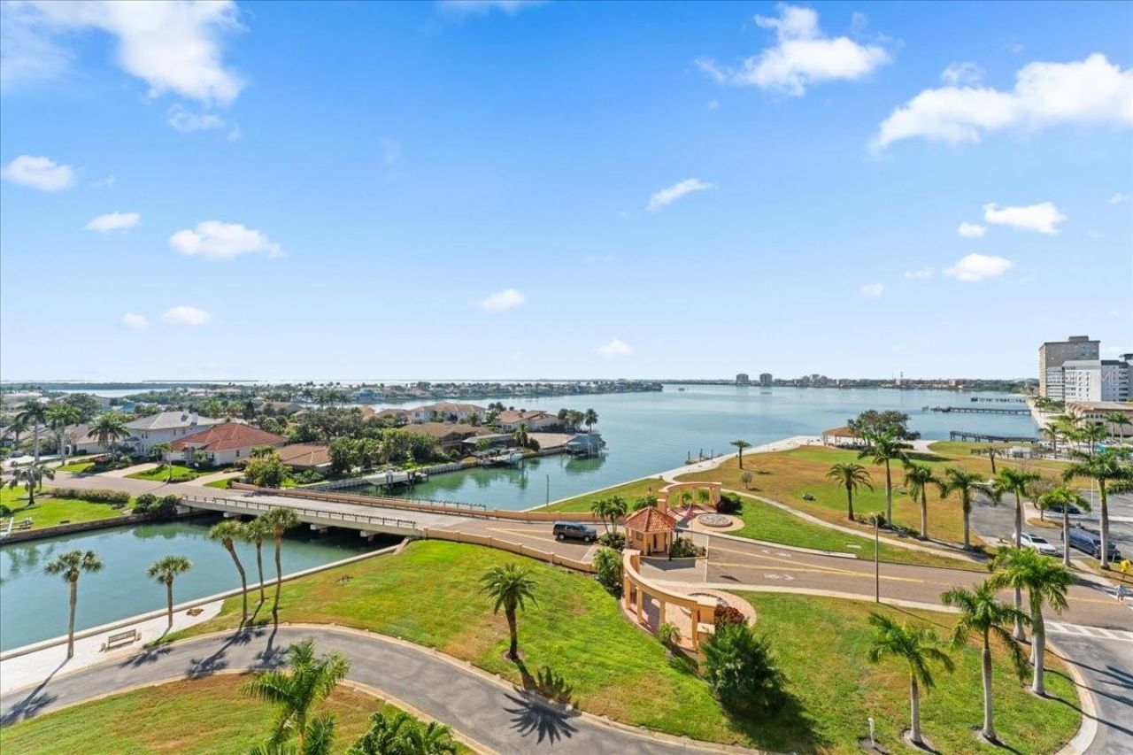 4900 Brittany Drive S, Unit 812, Saint Petersburg, FL 33715 Photo