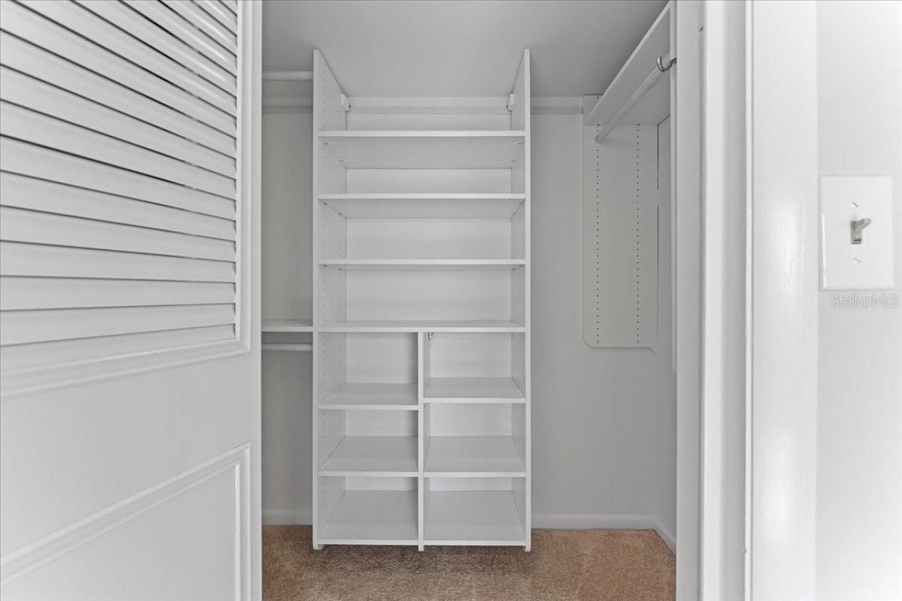 4900 Brittany Drive S, Unit 812, Saint Petersburg, FL 33715 Photo