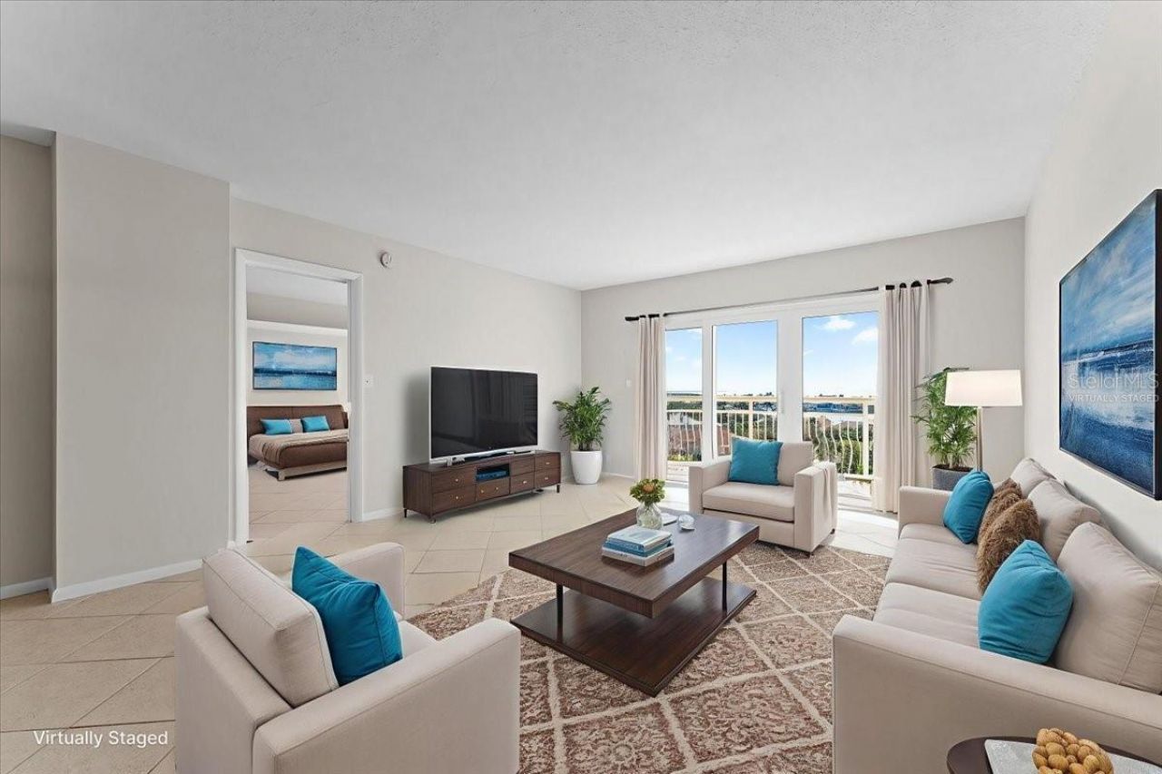 4900 Brittany Drive S, Unit 812, Saint Petersburg, FL 33715 Photo