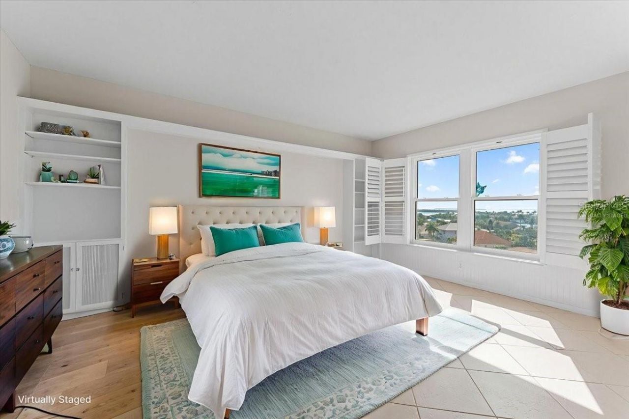 4900 Brittany Drive S, Unit 812, Saint Petersburg, FL 33715 Photo