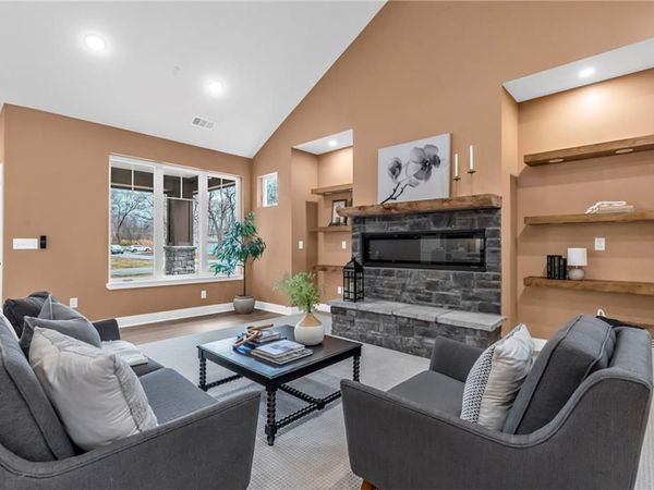 920 N 14th Street, Leavenworth, KS 66048