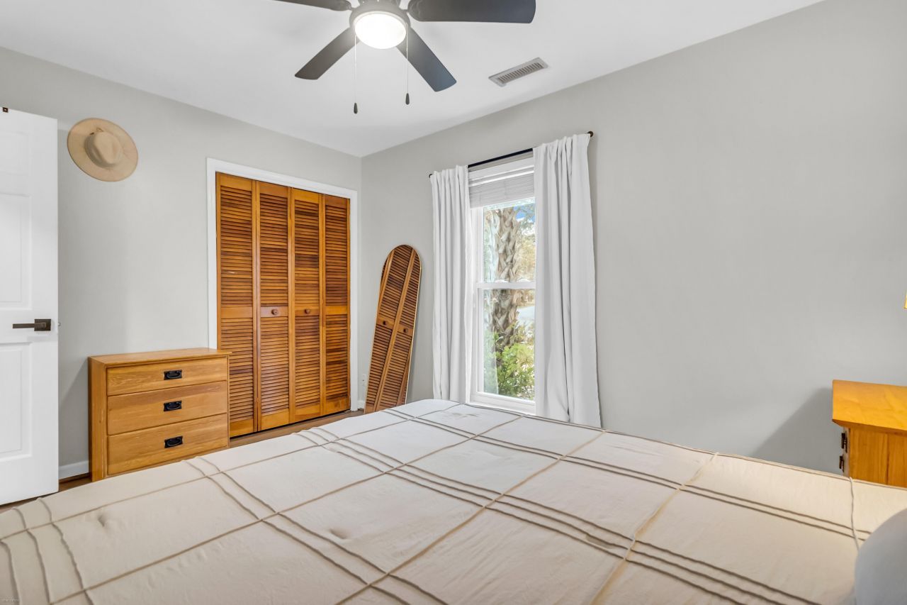 18 Hillcreek Boulevard Photo 13