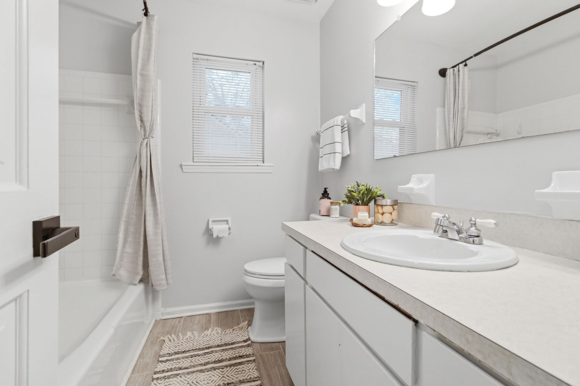 18 Hillcreek Boulevard Photo 14