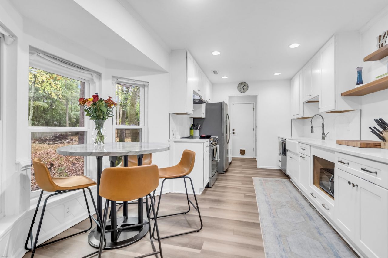 18 Hillcreek Boulevard Photo 28