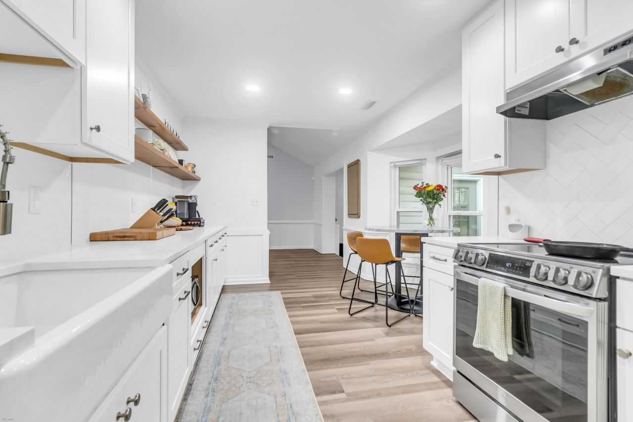 18 Hillcreek Boulevard Photo 32