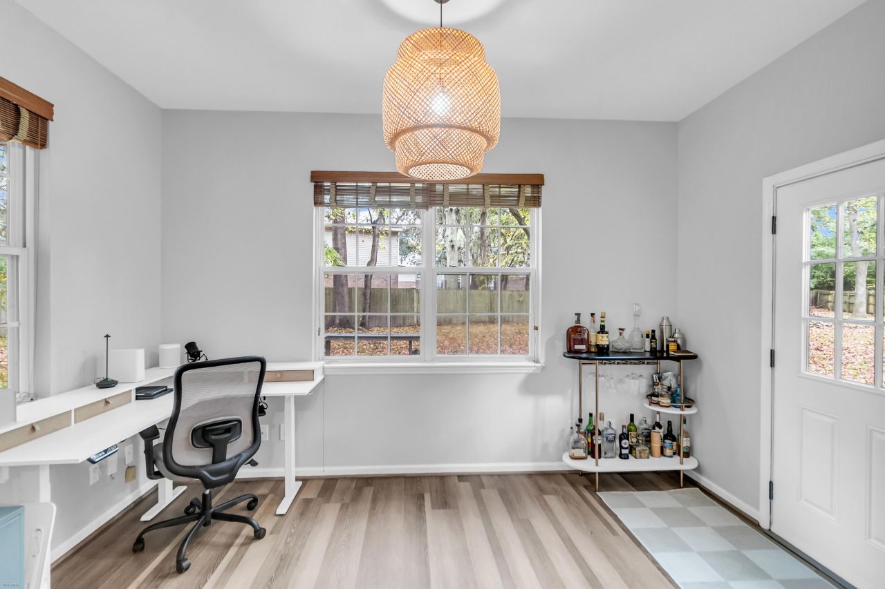 18 Hillcreek Boulevard Photo 33