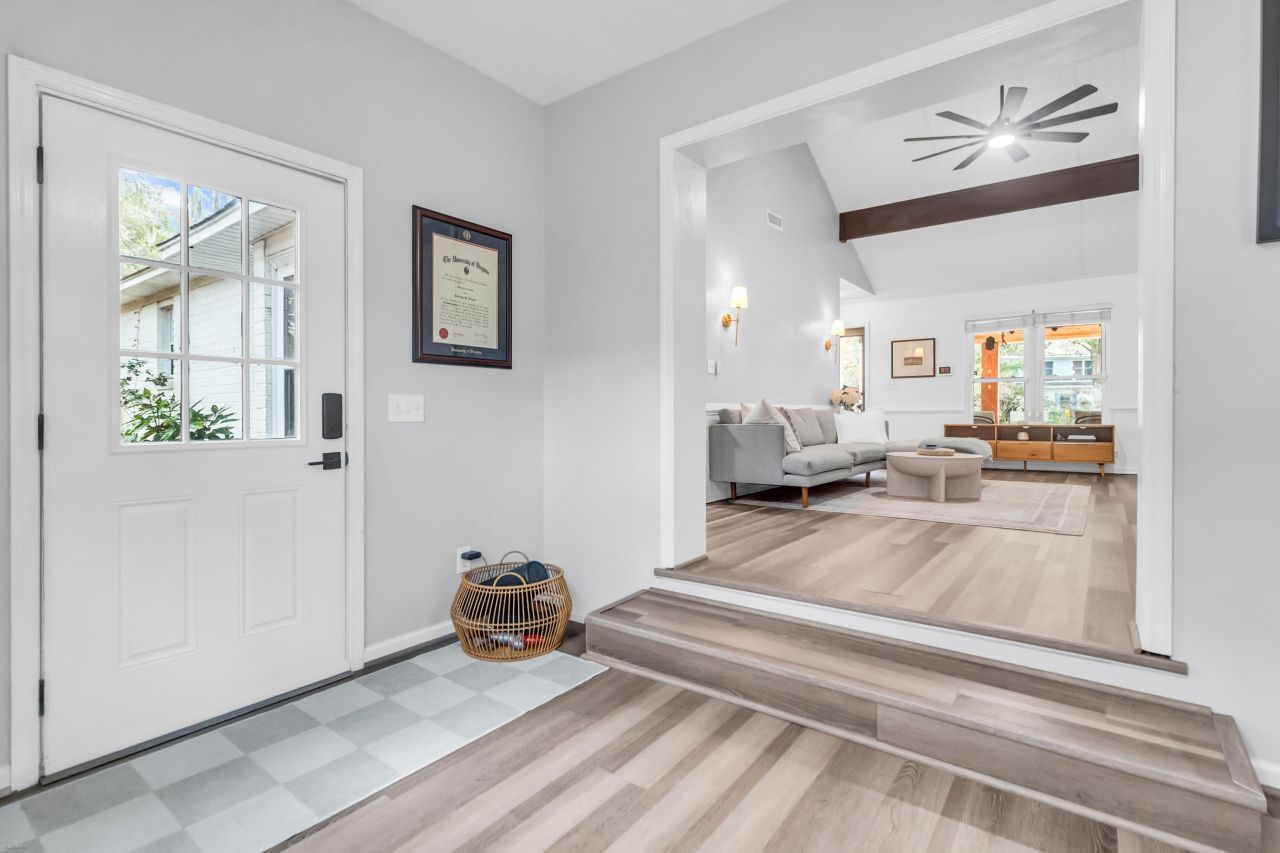 18 Hillcreek Boulevard Photo 34