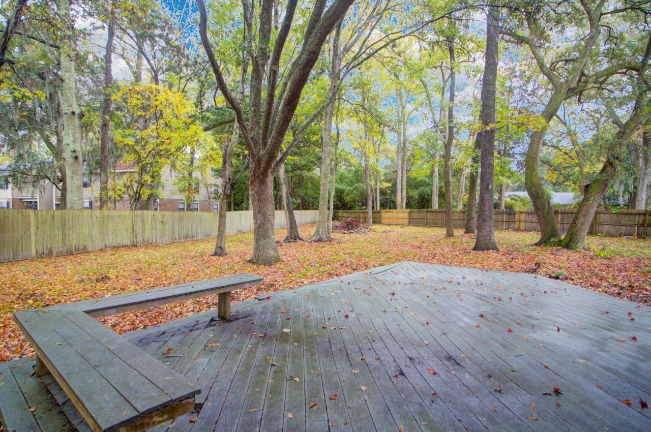 18 Hillcreek Boulevard Photo 35