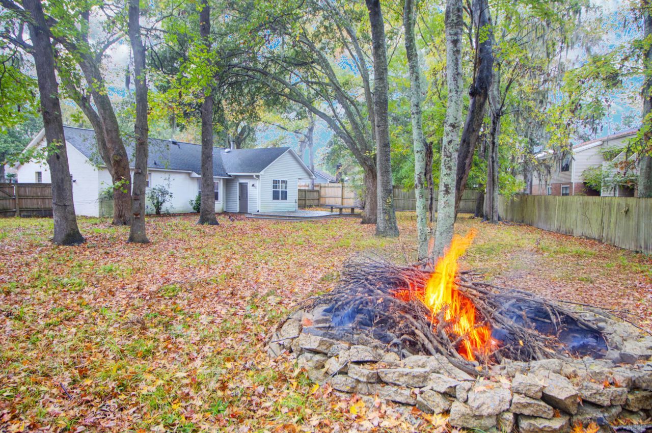 18 Hillcreek Boulevard Photo 37