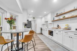 18 Hillcreek Boulevard photo 4