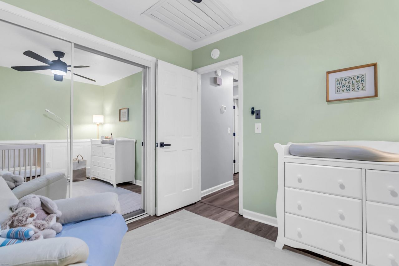 18 Hillcreek Boulevard Photo 9