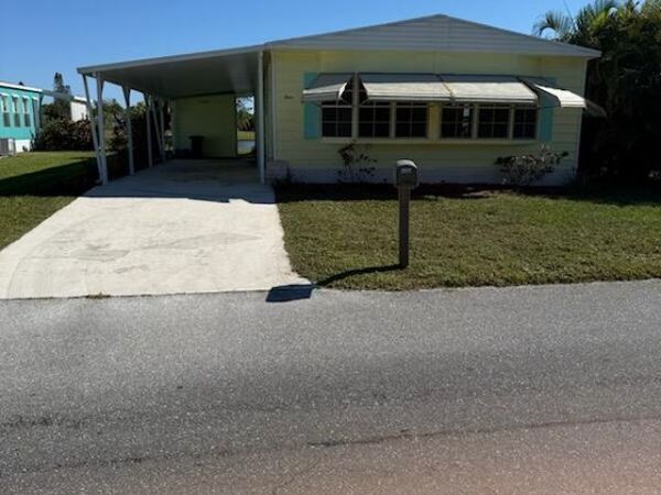 4 E East Caribbean, Port St. Lucie, FL 34952
