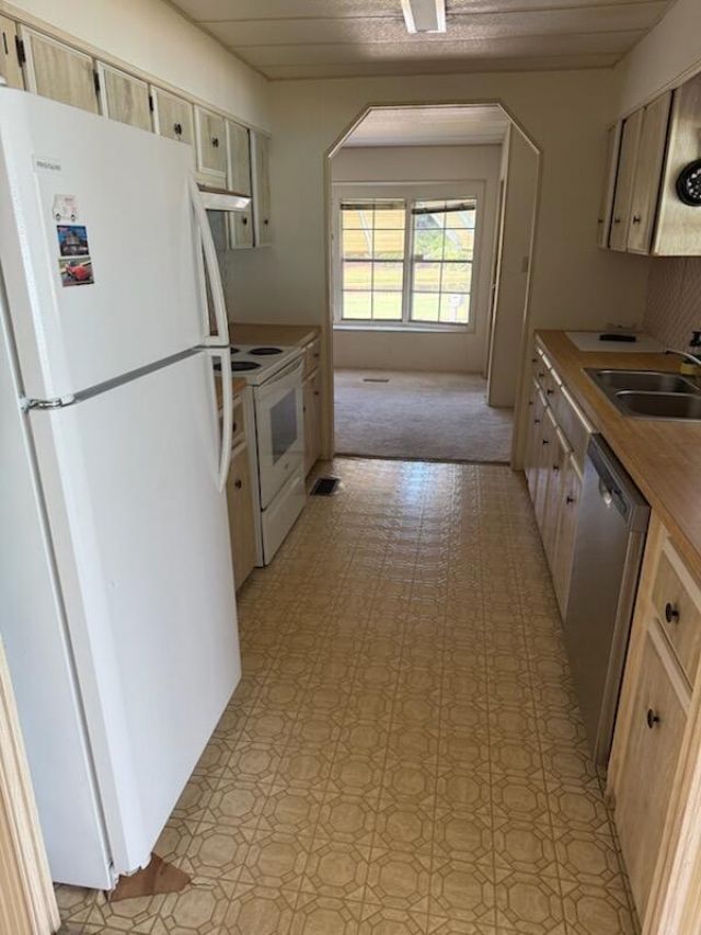 4 E East Caribbean, Port Saint Lucie, FL 34952 Photo