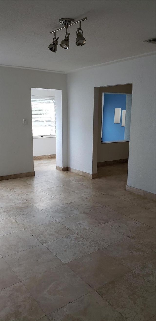 413 SW 16th Street, Fort Lauderdale, FL 33315 Photo