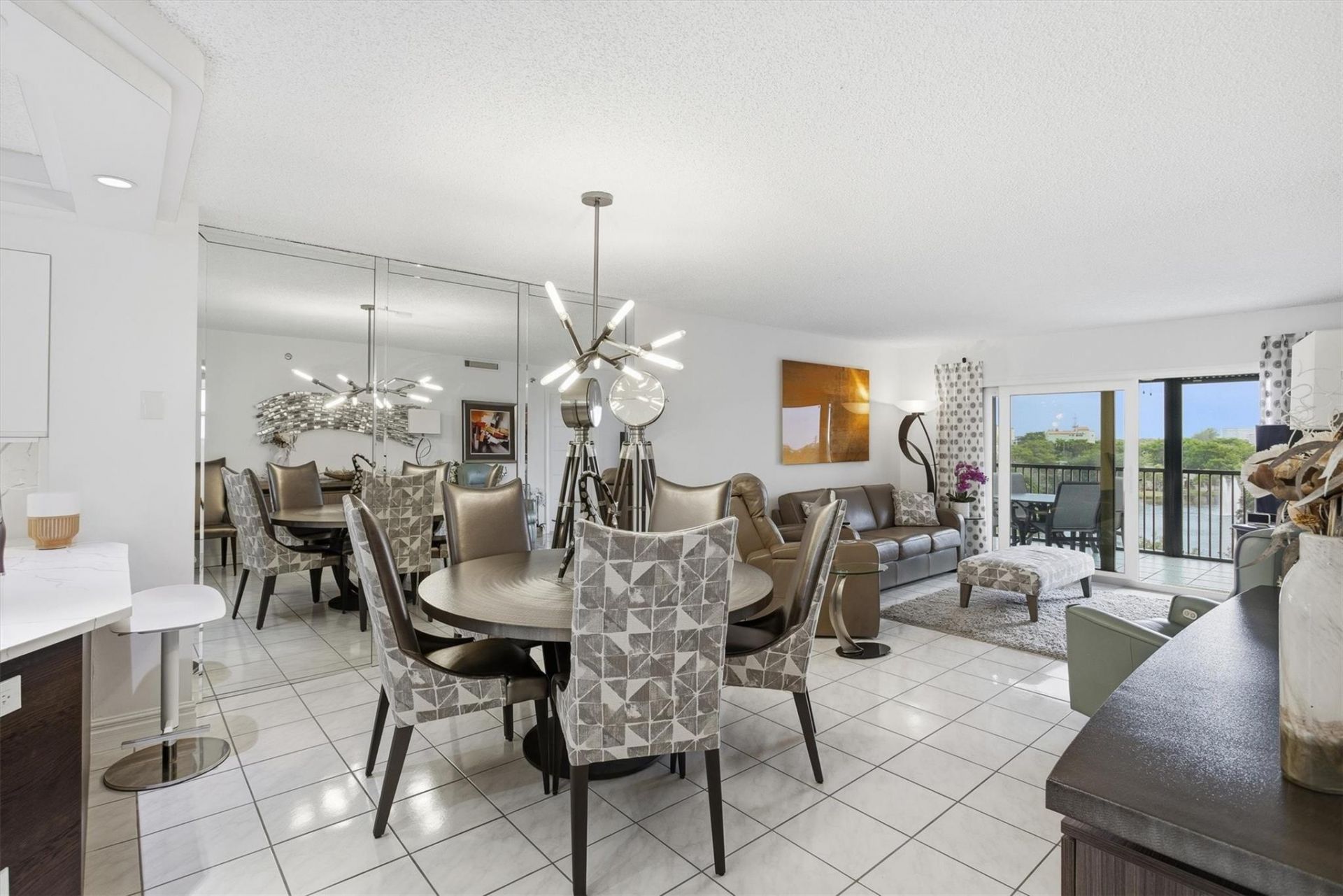 2238 N Cypress Bend Drive, Unit 608, Pompano Beach, FL 33069 Photo