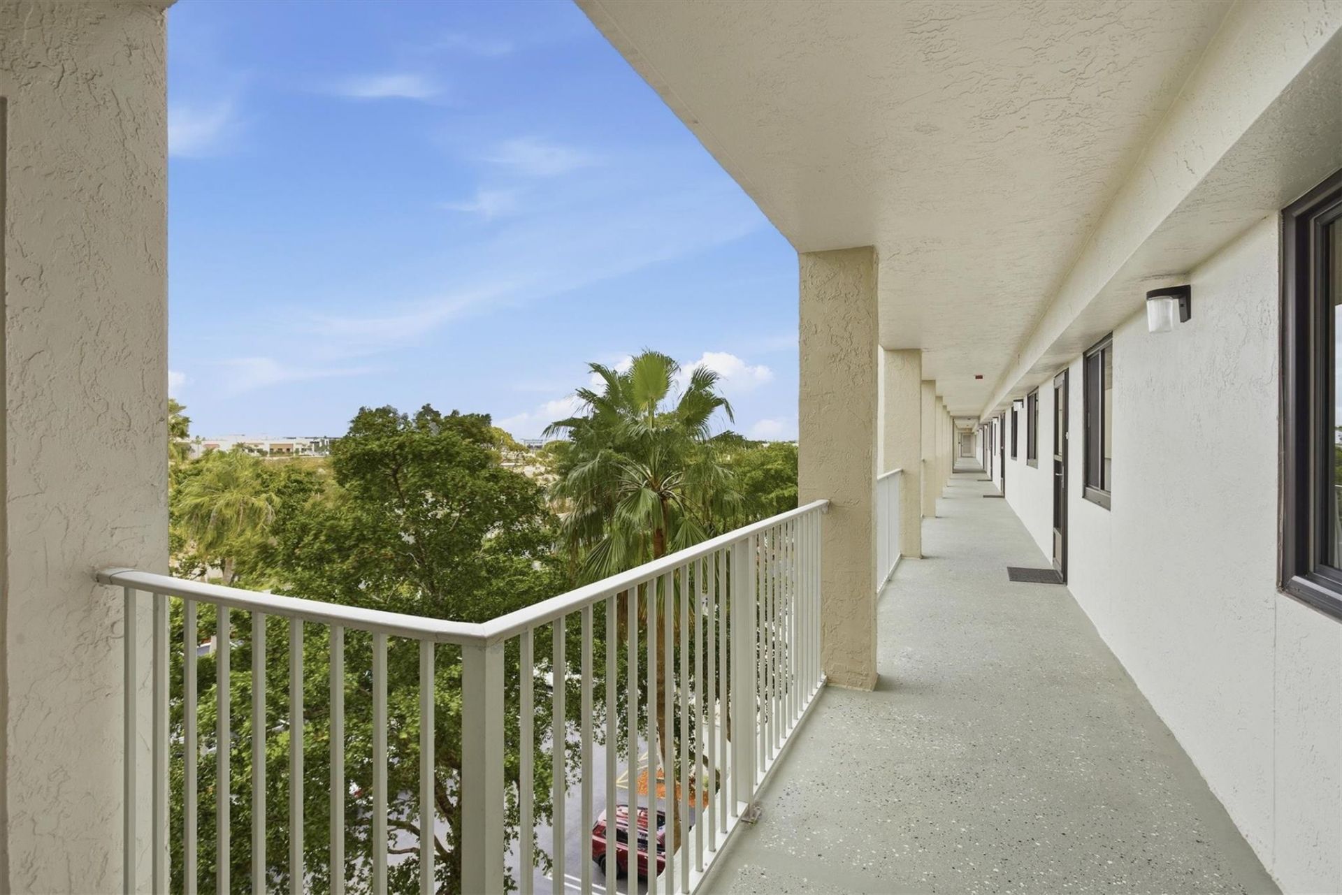 2238 N Cypress Bend Drive, Unit 608, Pompano Beach, FL 33069 Photo