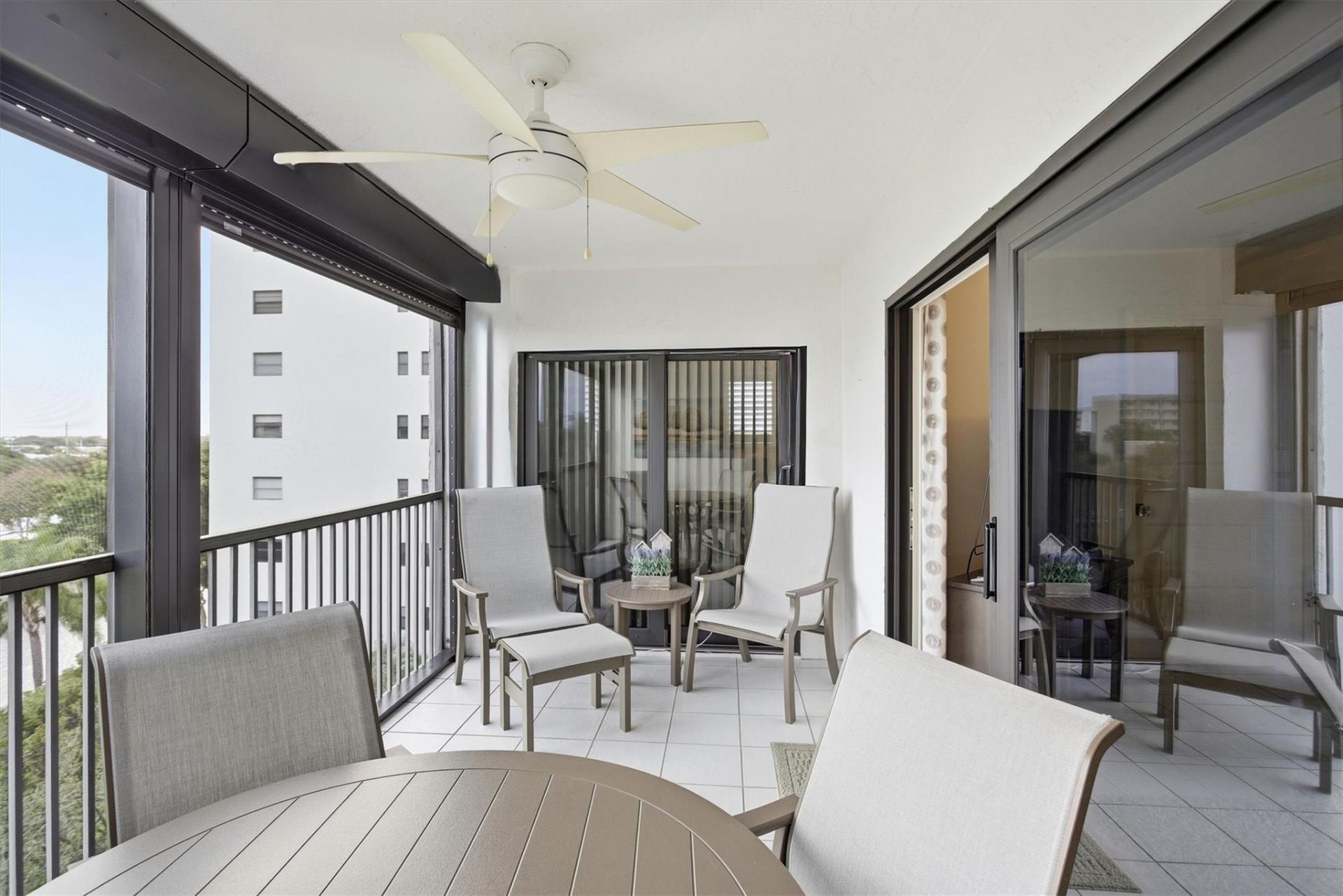 2238 N Cypress Bend Drive, Unit 608, Pompano Beach, FL 33069 Photo