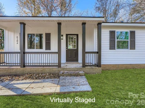 6104 Bridlewood Lane, Charlotte, NC 28215