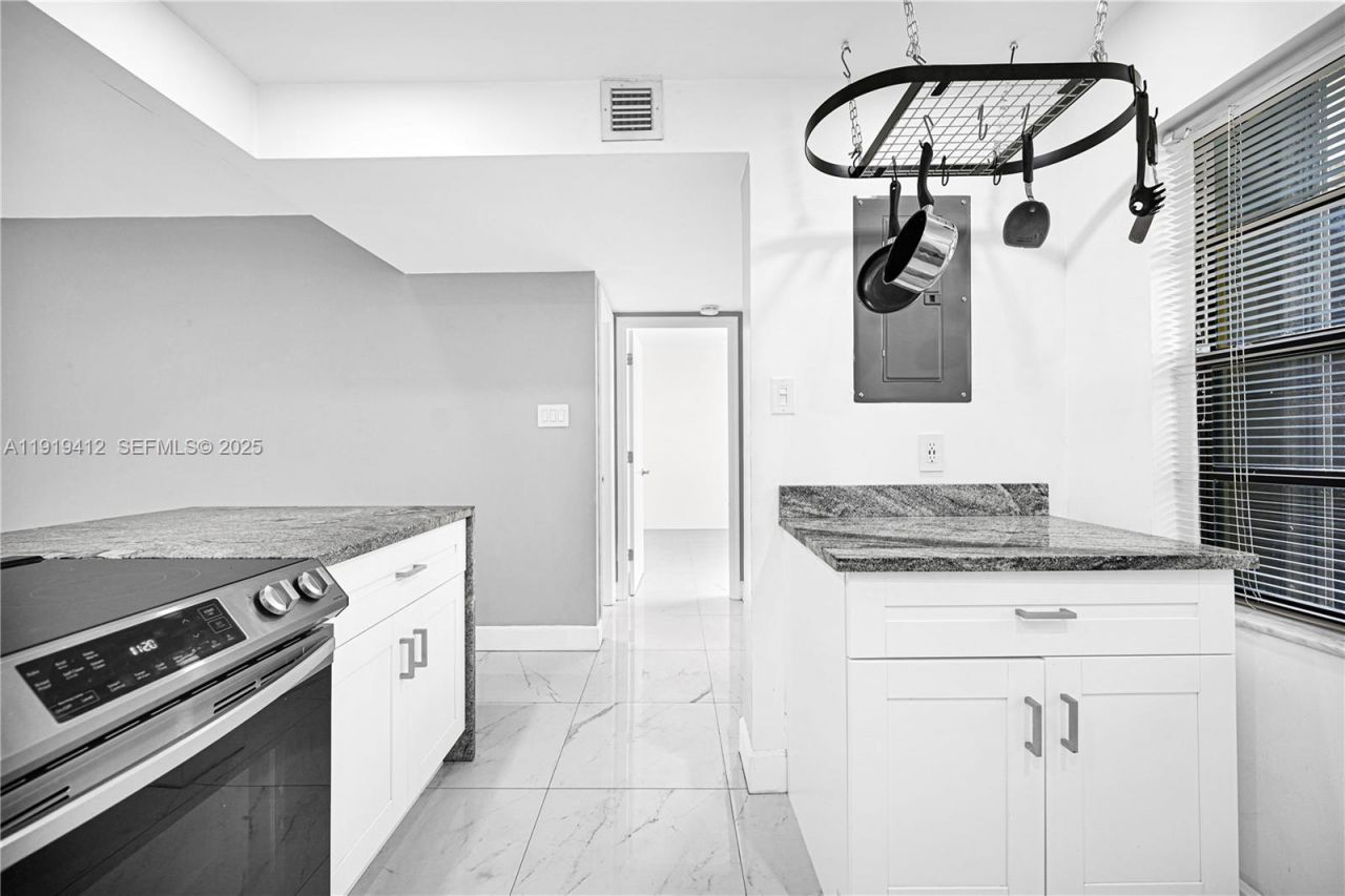 132 S Cypress Rd, Unit 518, Pompano Beach, FL 33060 Photo