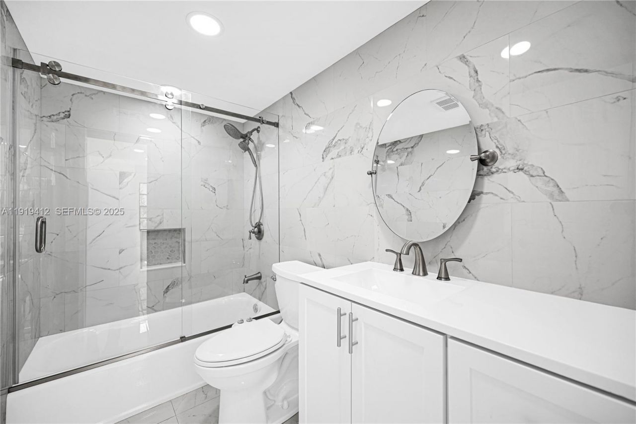 132 S Cypress Rd, Unit 518, Pompano Beach, FL 33060 Photo