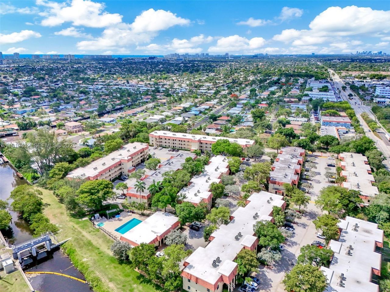 132 S Cypress Rd, Unit 518, Pompano Beach, FL 33060 Photo