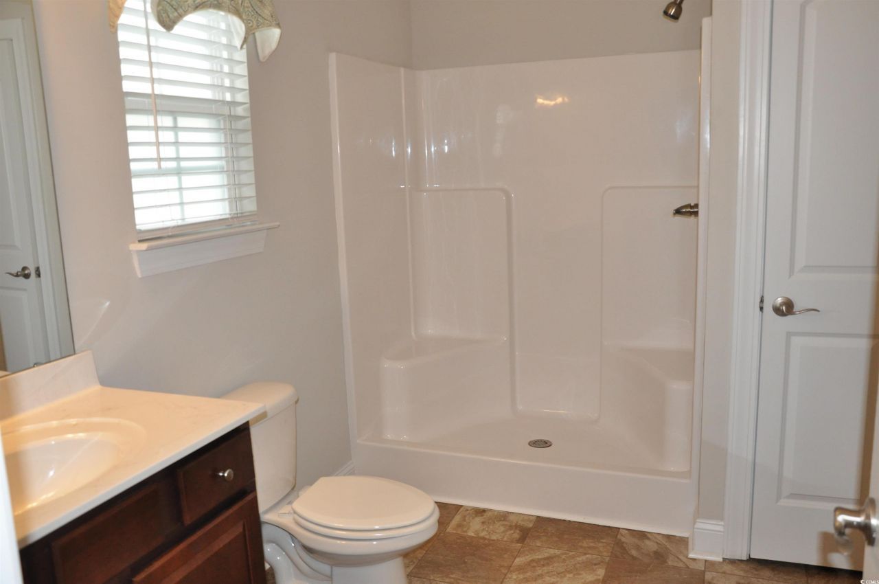1305 Riverport Dr. Photo 17