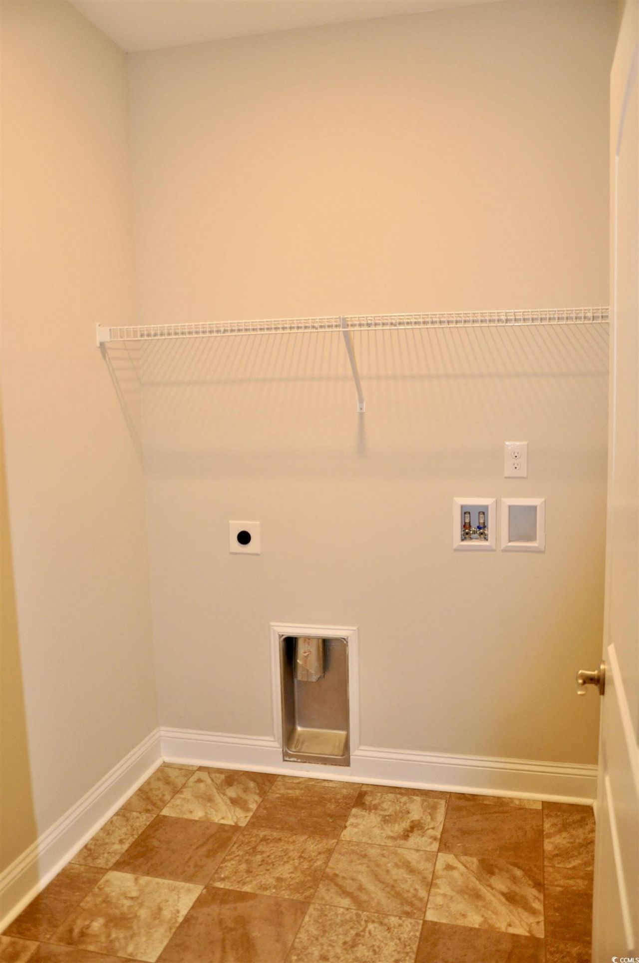 1305 Riverport Dr. Photo 23