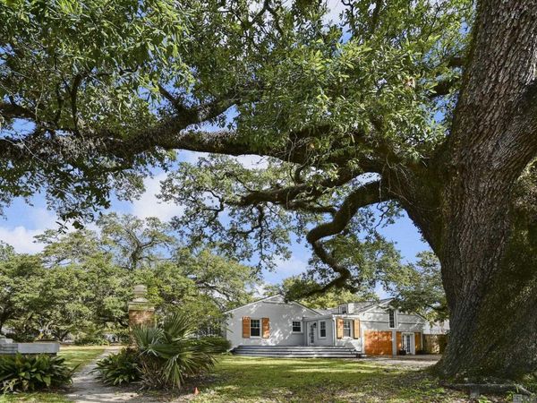 114 Lsu Ave, Baton Rouge, LA 70808