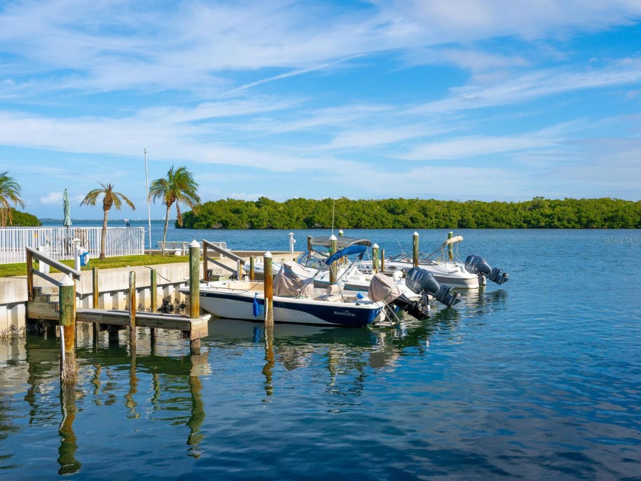 615 Buttonwood Drive, Longboat Key, FL 34228 Photo