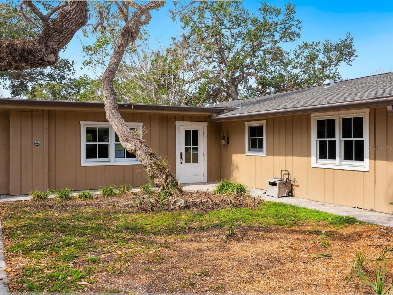 615 Buttonwood Drive, Longboat Key, FL 34228 Photo