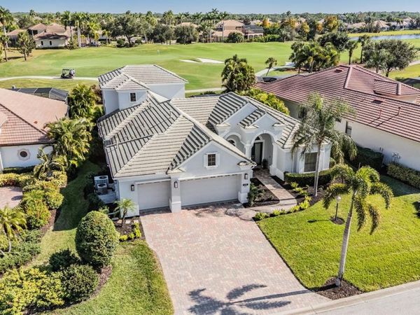 6915 BRIER CREEK COURT, LAKEWOOD RANCH, FL 34202