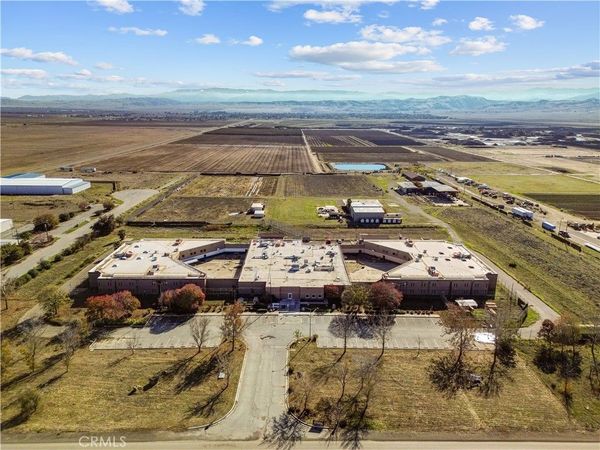 185 W Gale, Coalinga, CA 93210