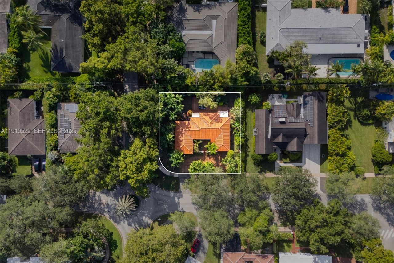 06520 San Vicente St, Coral Gables, FL 33146 Photo