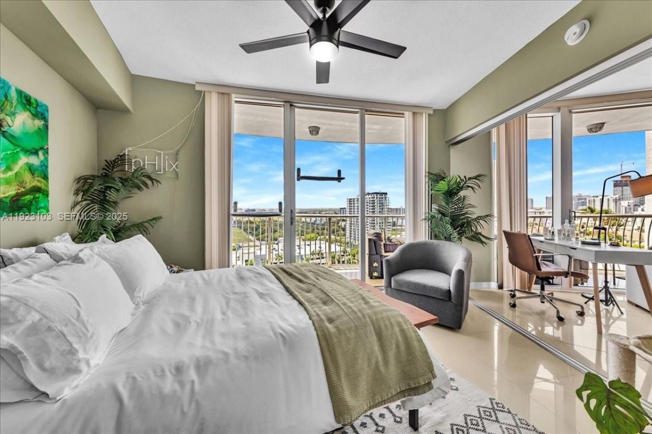 1750 N Bayshore Dr, Unit 2015, Miami, FL 33132 Photo