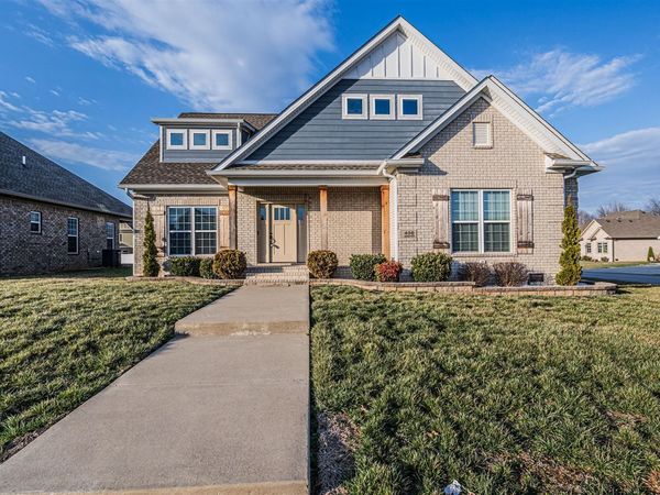 456 Adalynn Circle, Bowling Green, KY 42104