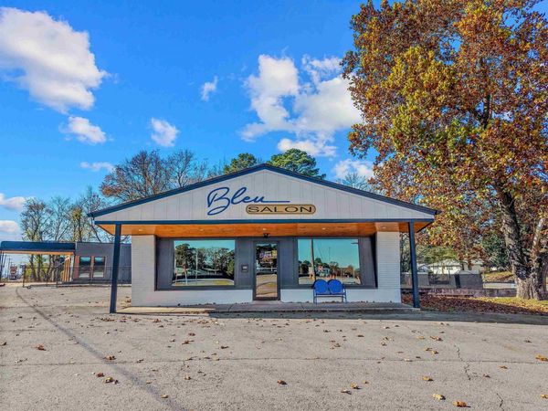 18008 I-30 N 2200 Old congo, Benton, AR 72015