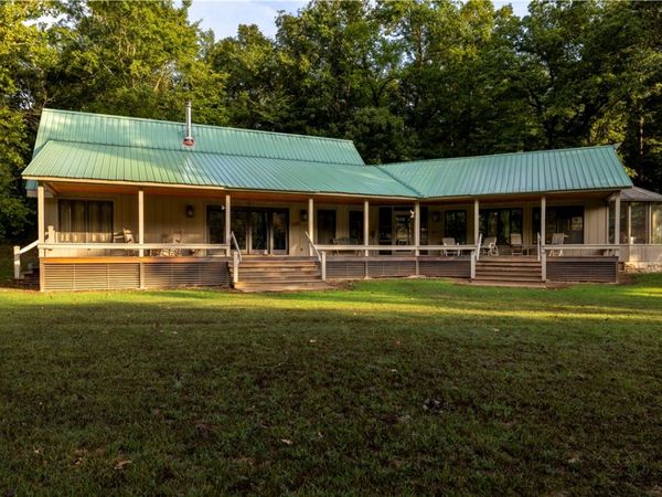 505 Clabber Creek Lane, Yellville, AR 72687