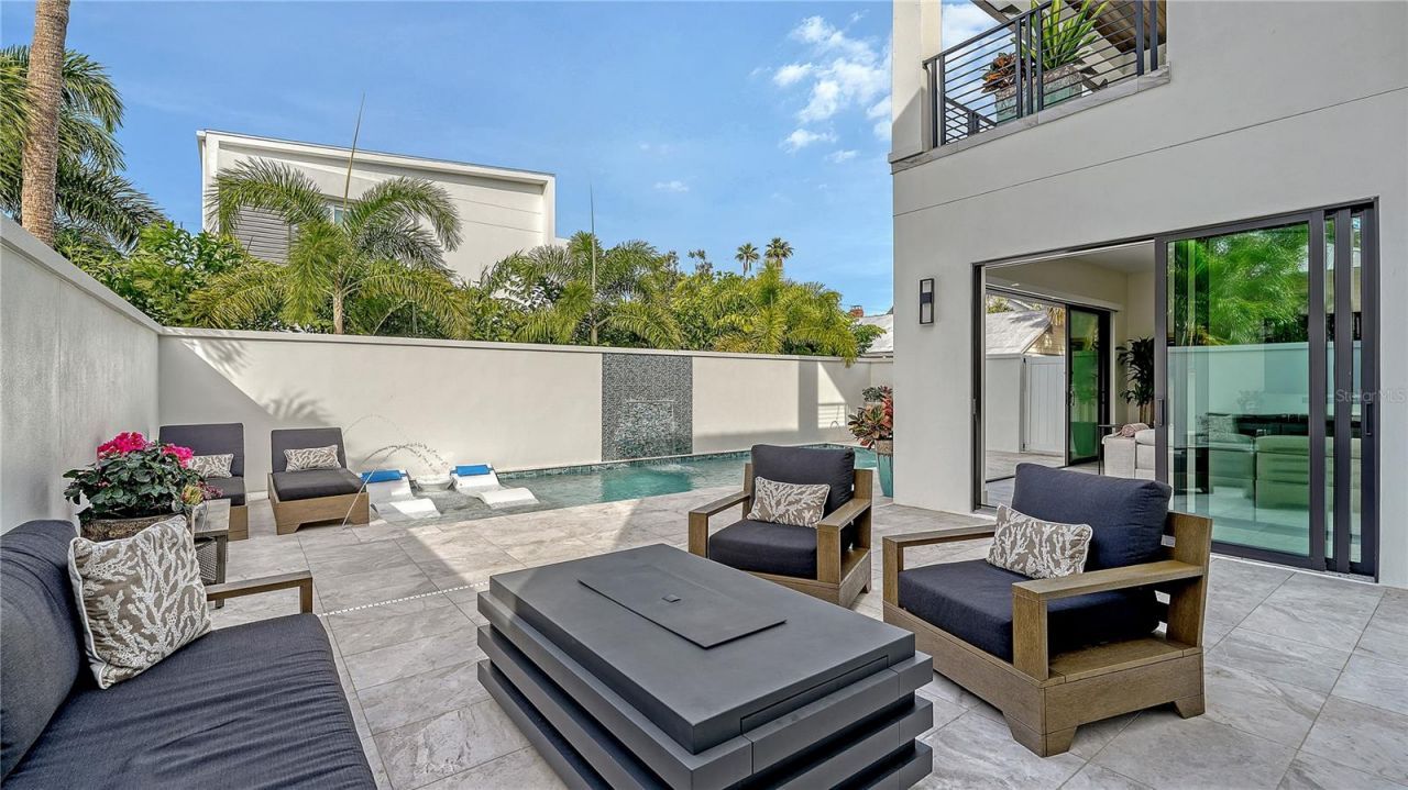 1659 Devonshire Lane, Sarasota, FL 34236 Photo