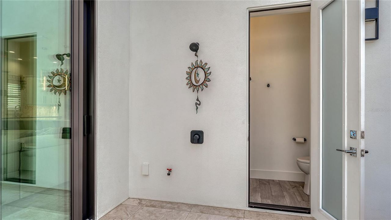 1659 Devonshire Lane, Sarasota, FL 34236 Photo