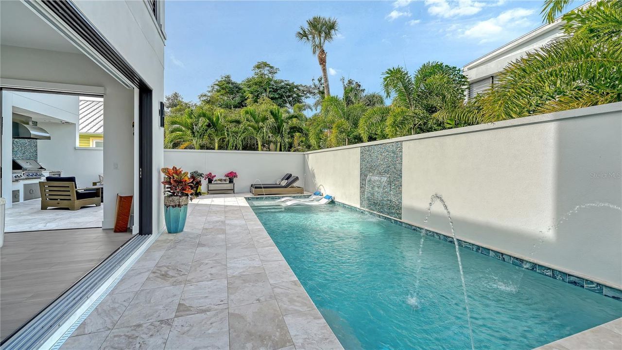 1659 Devonshire Lane, Sarasota, FL 34236 Photo