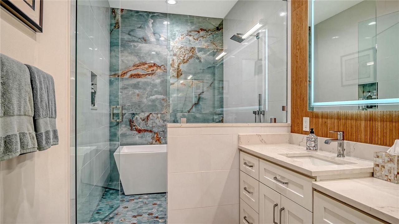 1659 Devonshire Lane, Sarasota, FL 34236 Photo