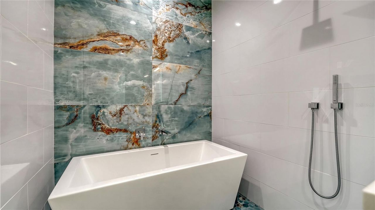 1659 Devonshire Lane, Sarasota, FL 34236 Photo