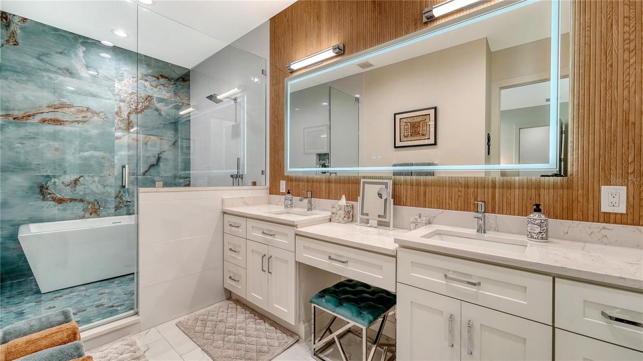 1659 Devonshire Lane, Sarasota, FL 34236 Photo