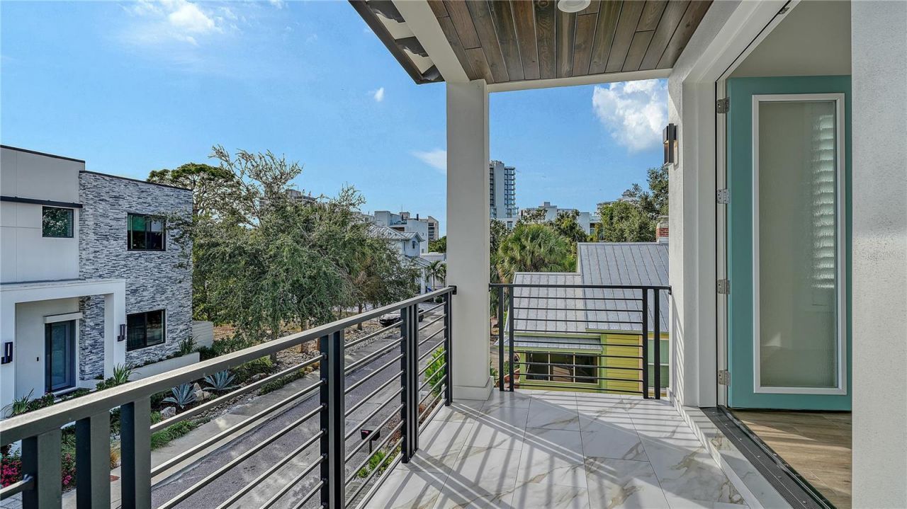 1659 Devonshire Lane, Sarasota, FL 34236 Photo