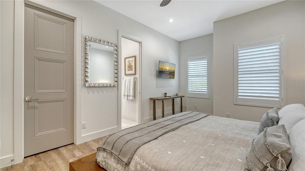 1659 Devonshire Lane, Sarasota, FL 34236 Photo