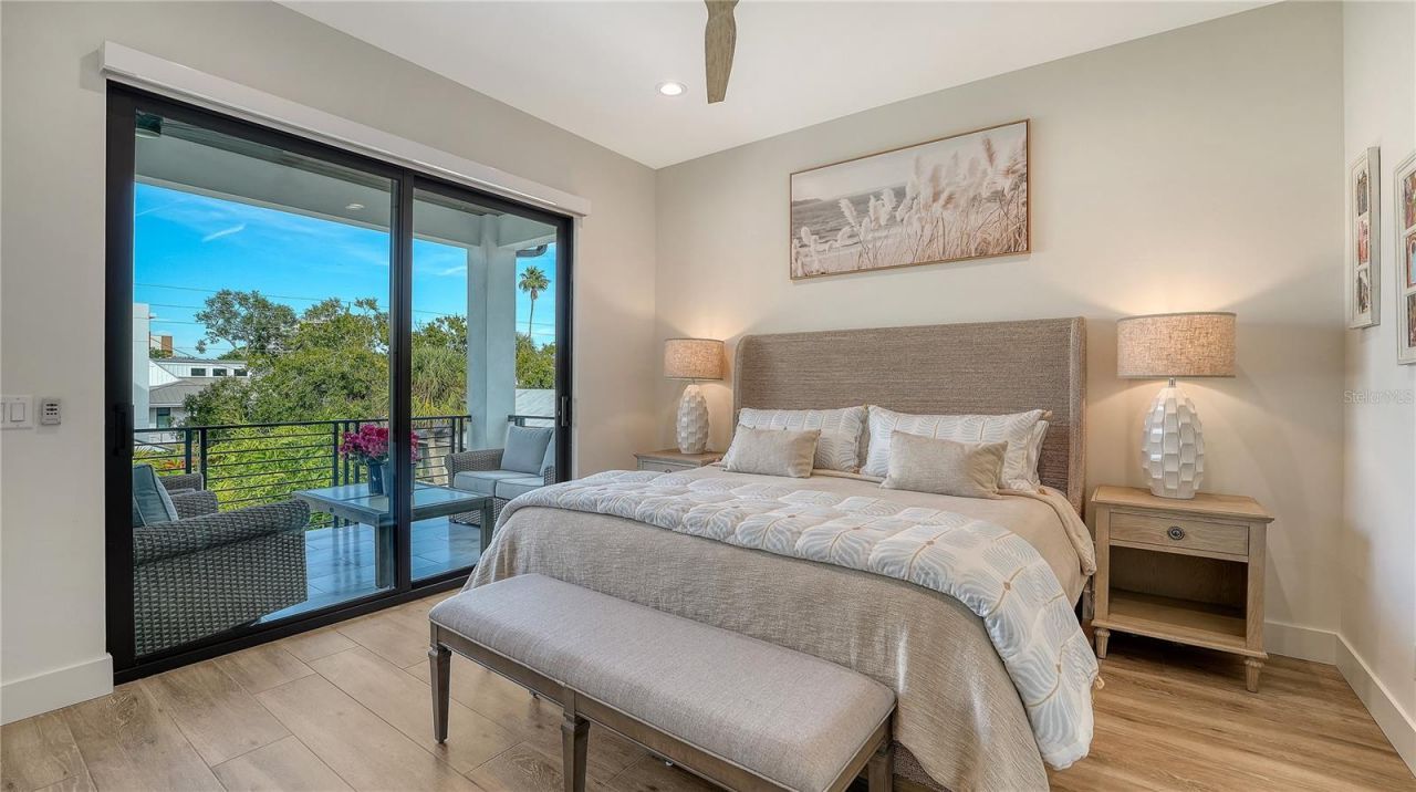 1659 Devonshire Lane, Sarasota, FL 34236 Photo