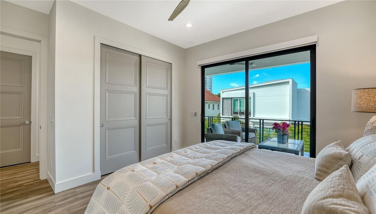 1659 Devonshire Lane, Sarasota, FL 34236 Photo
