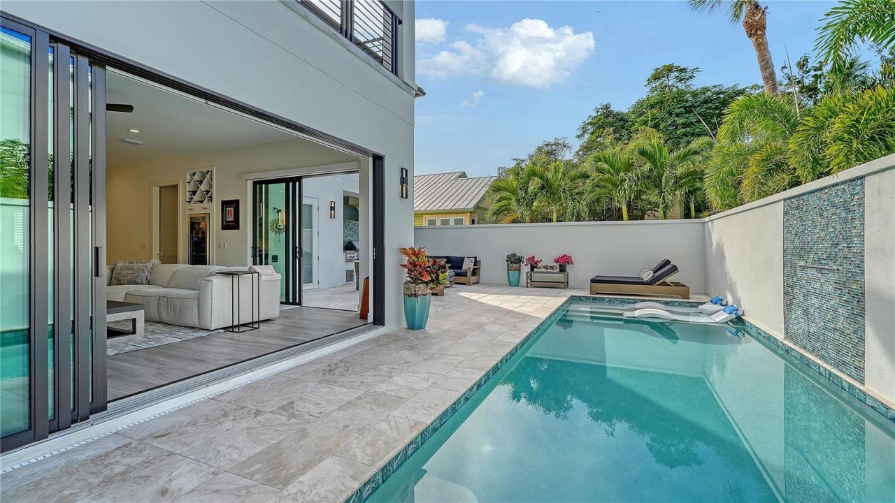 1659 Devonshire Lane, Sarasota, FL 34236 Photo